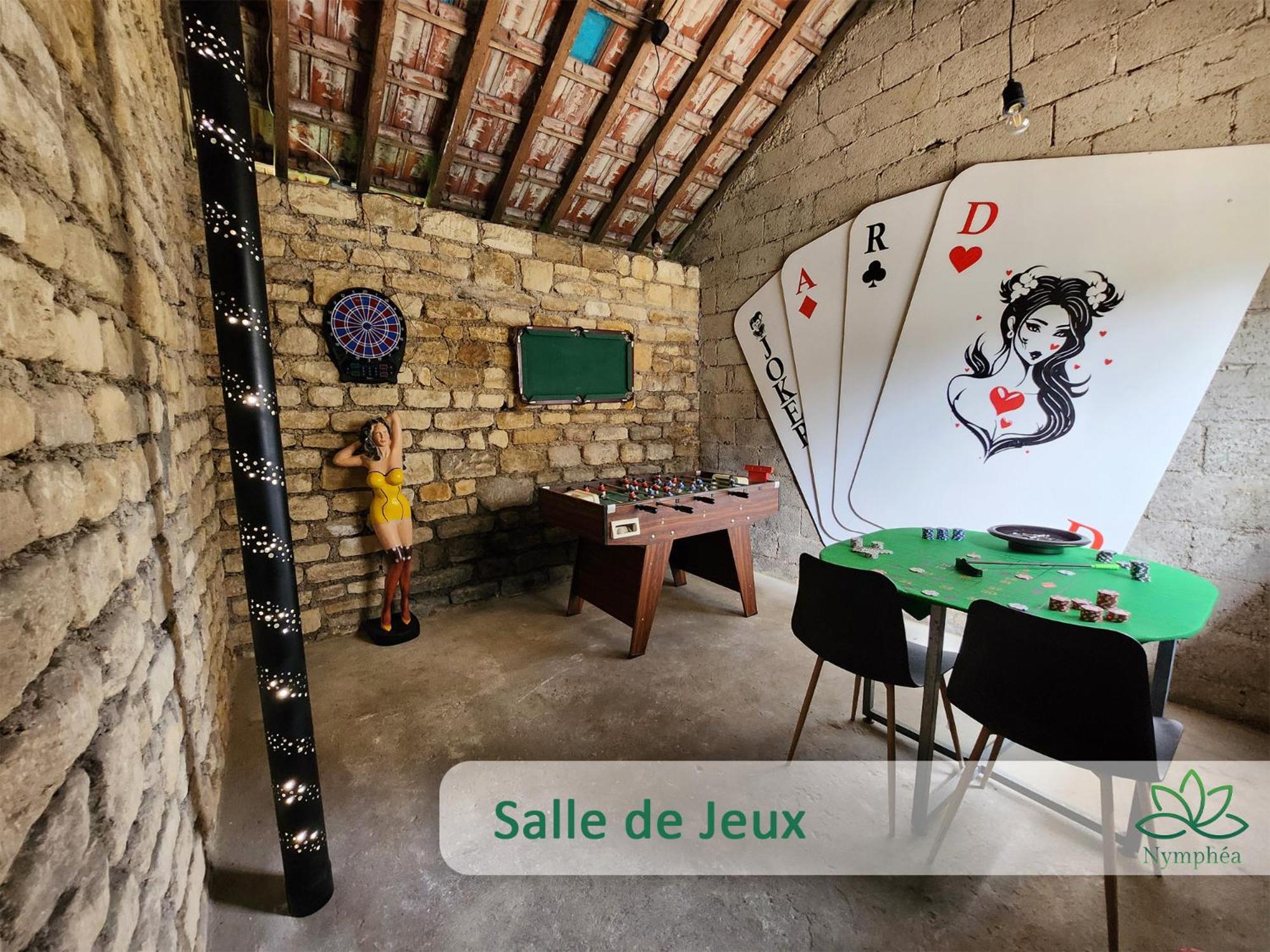 Logement Cocooning 2-4 Personnes Avec Salle De Jeux Chemery-Chehery Экстерьер фото